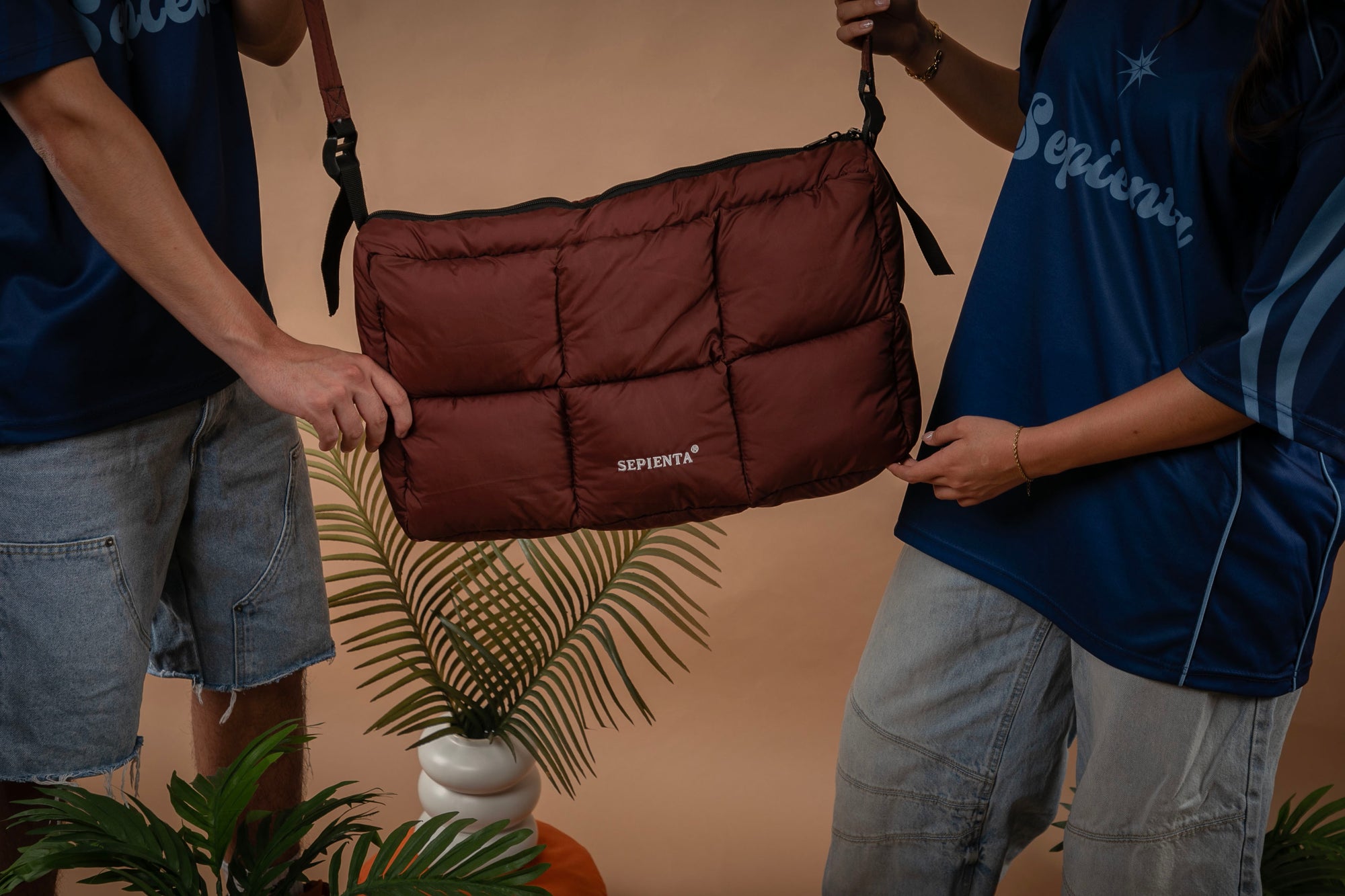 CROSS BODY PUFFER BAG